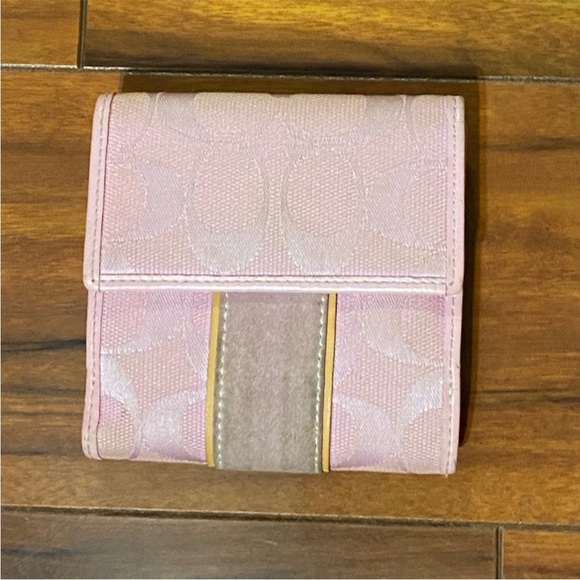 Coach Wallet - Picture 2 of 10